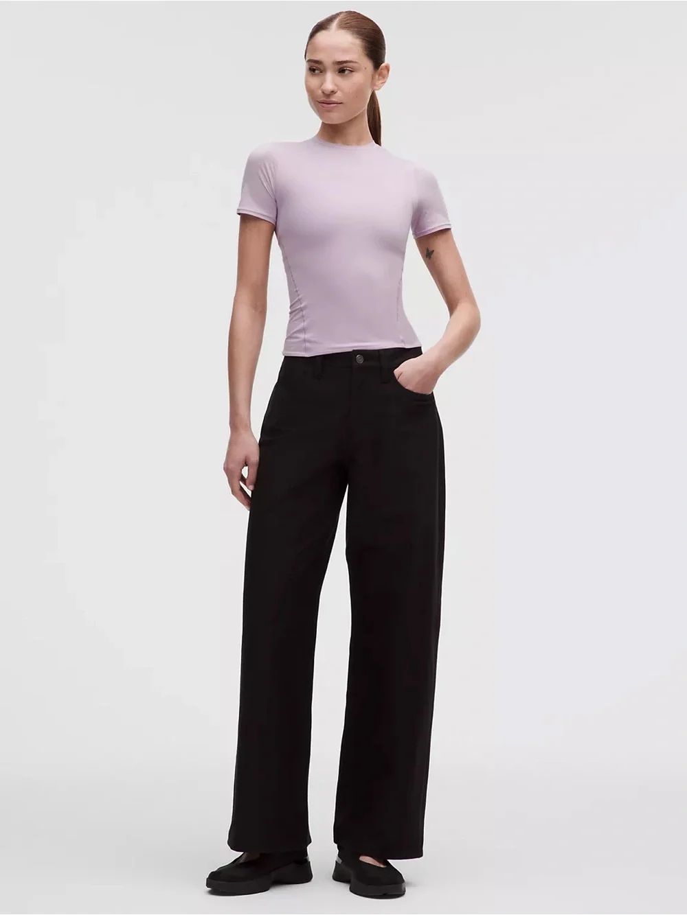Lululemon Lavender Crewneck Short Sleeve Top - Women